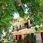 Papadioti Apart Otel 3*