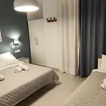 Papadioti Aparthotel 3*