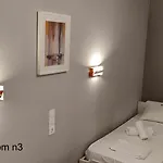 מלון דירות Papadioti פפקי