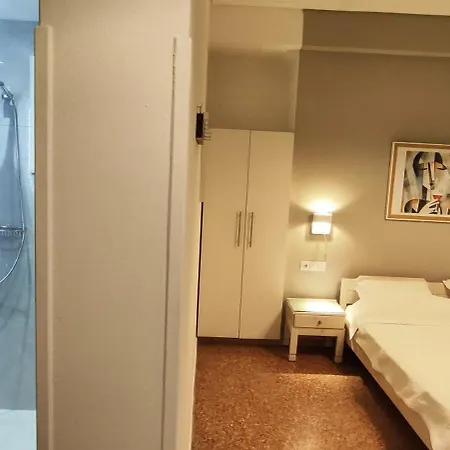 Papadioti Hotel apartamentowy Pefki (Evia)