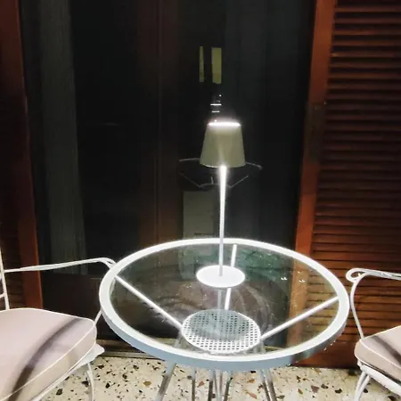 Papadioti Hotel apartamentowy Pefki (Evia)