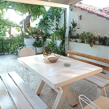 Апарт-отель Papadiotis Apartments Ground Floor 3*