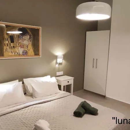 Papadioti Aparthotel