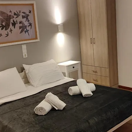 Aparthotel Papadioti Pefki (Evia)